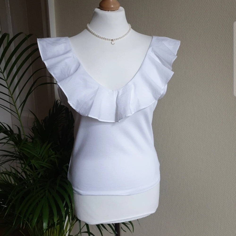 Mango White Ruffle V-Neck Tank Top - S
